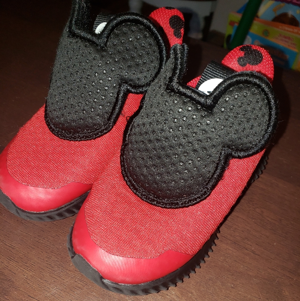 Toddler shoes FortaRun Adidas size 6